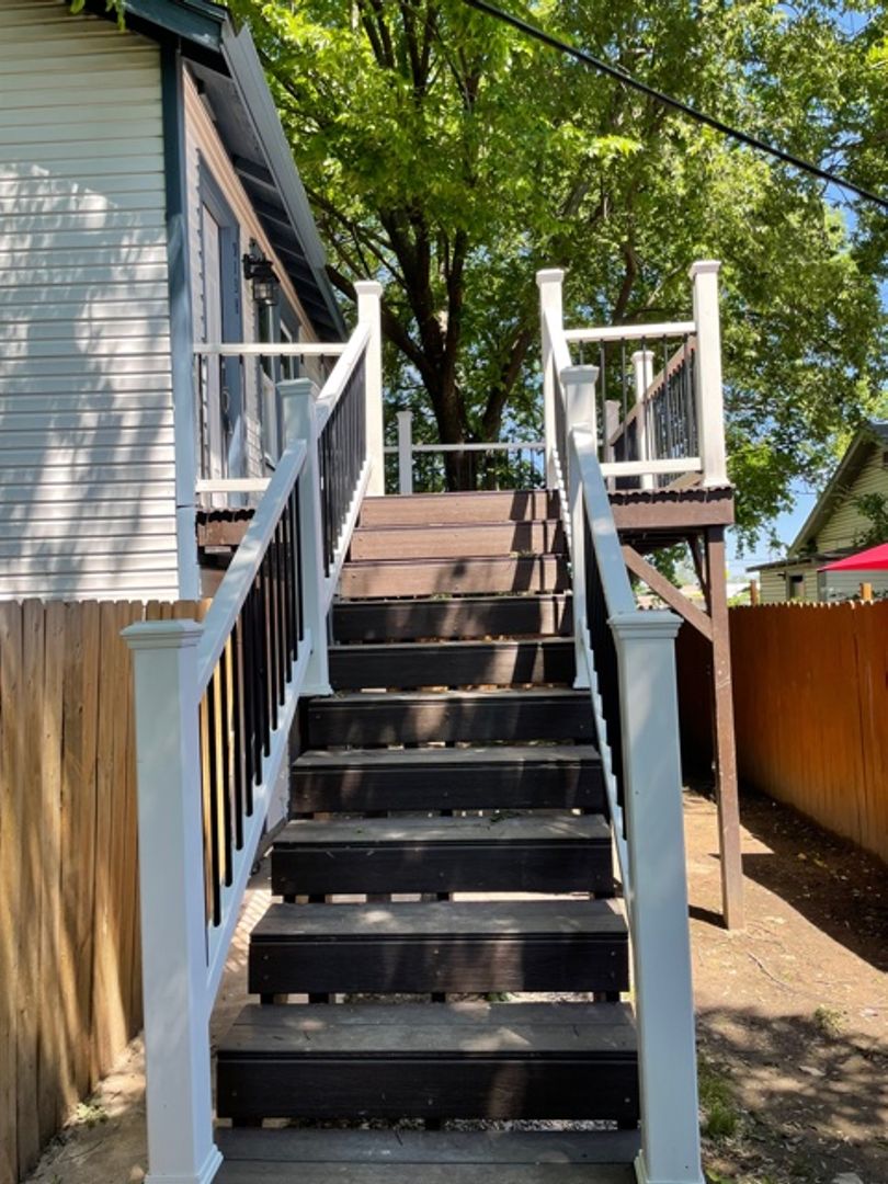 913 B West Crawford St. 1 of 10