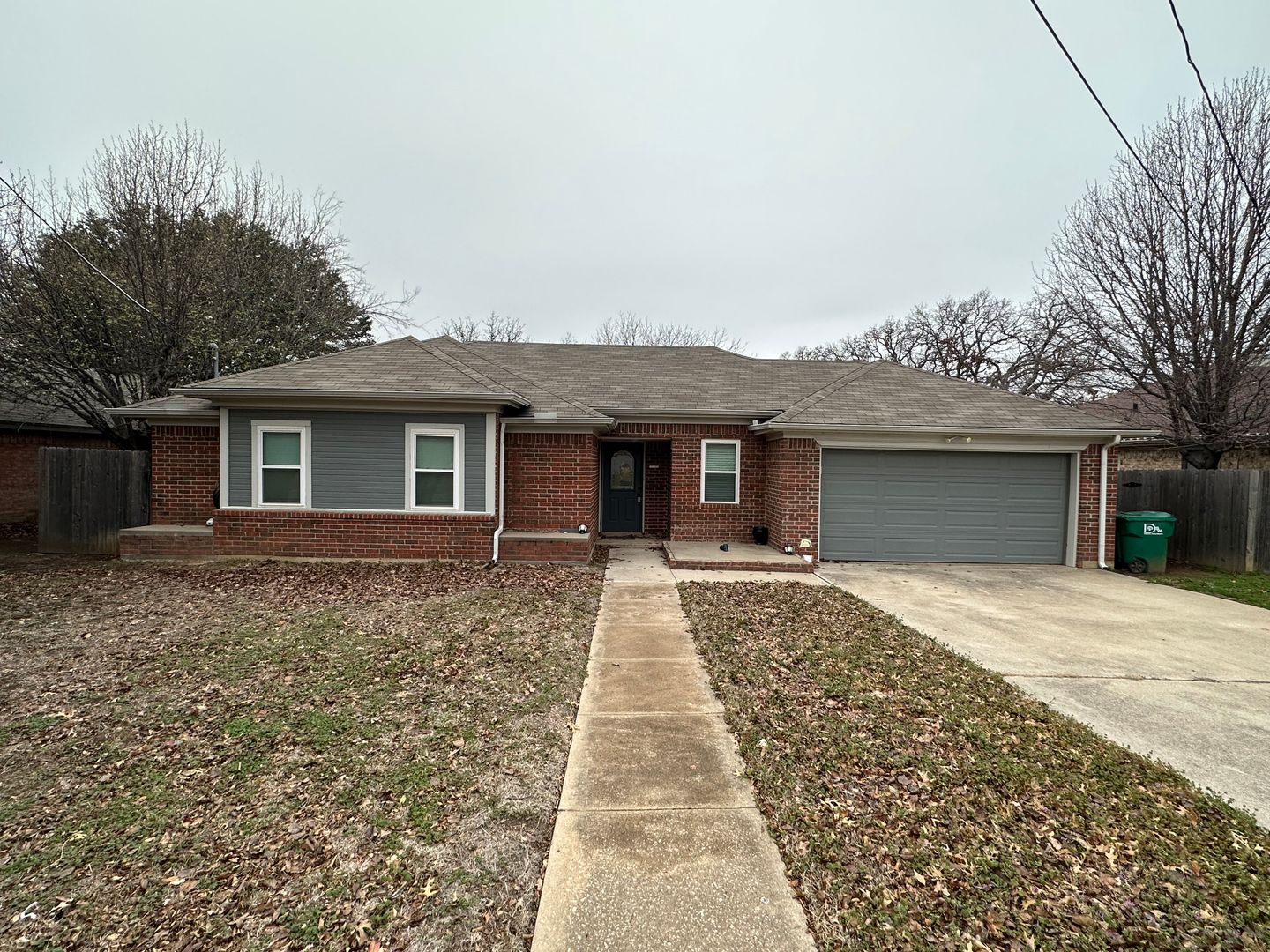 Denton House: 809 Audra