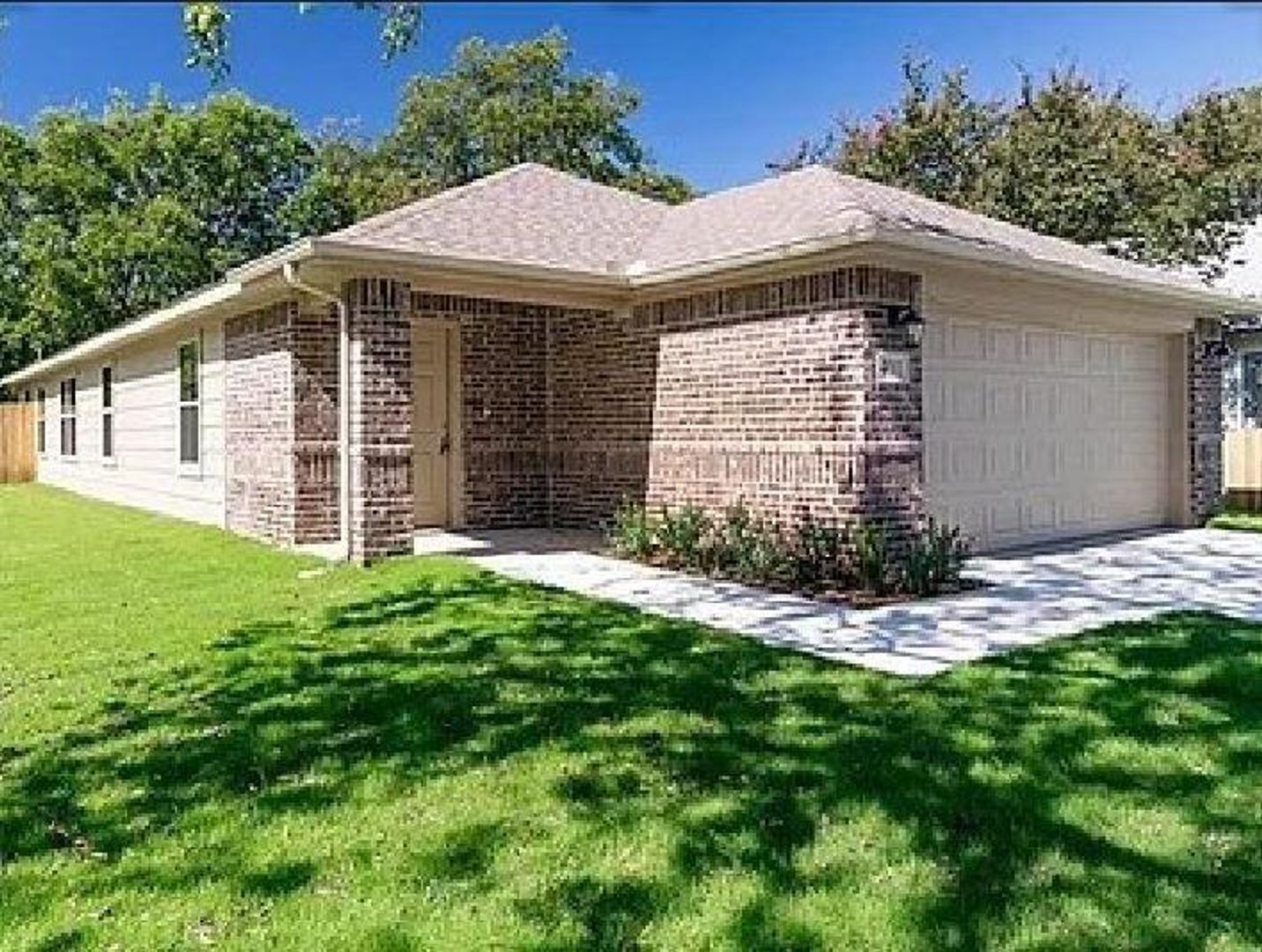 Gainesville House: 401 Ritchey Street