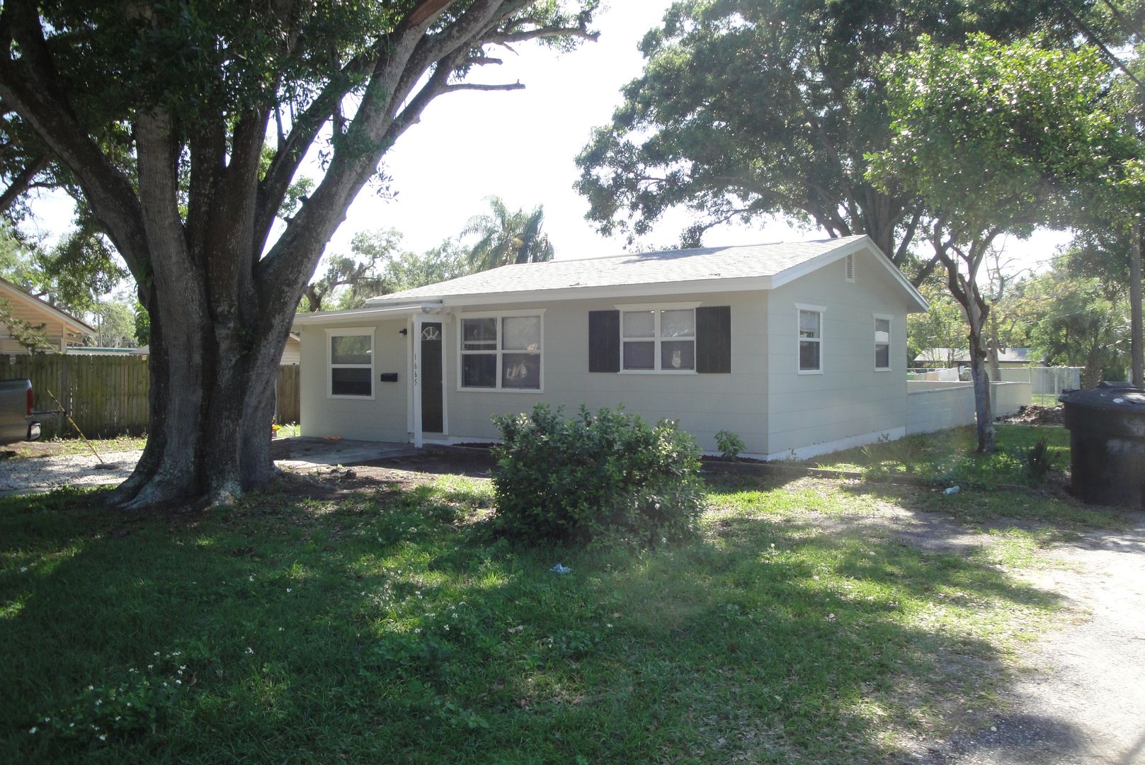 St. Petersburg House: 1665 37th Street South