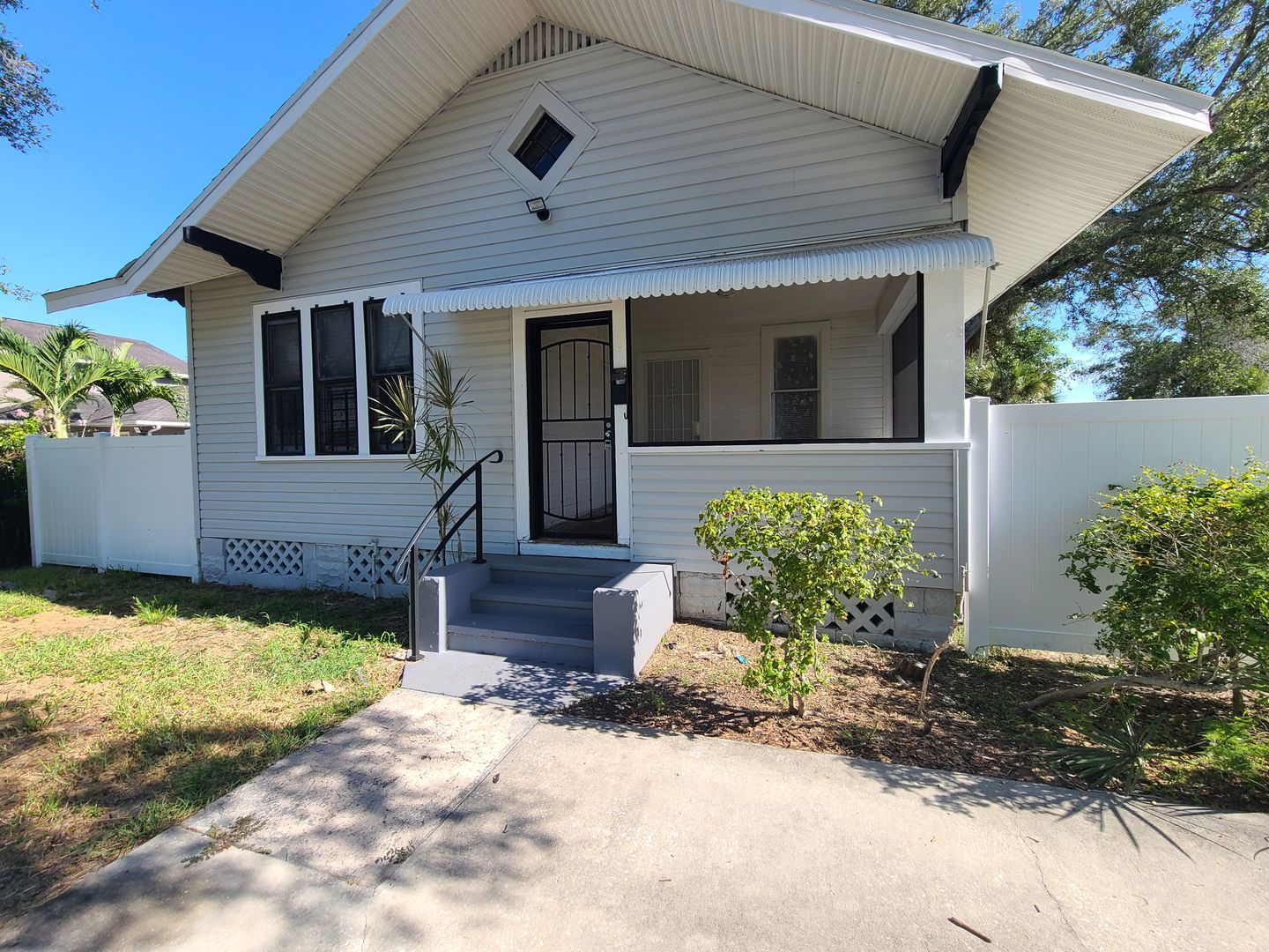 St. Petersburg House: 1060 18th Ave South, Unit A
