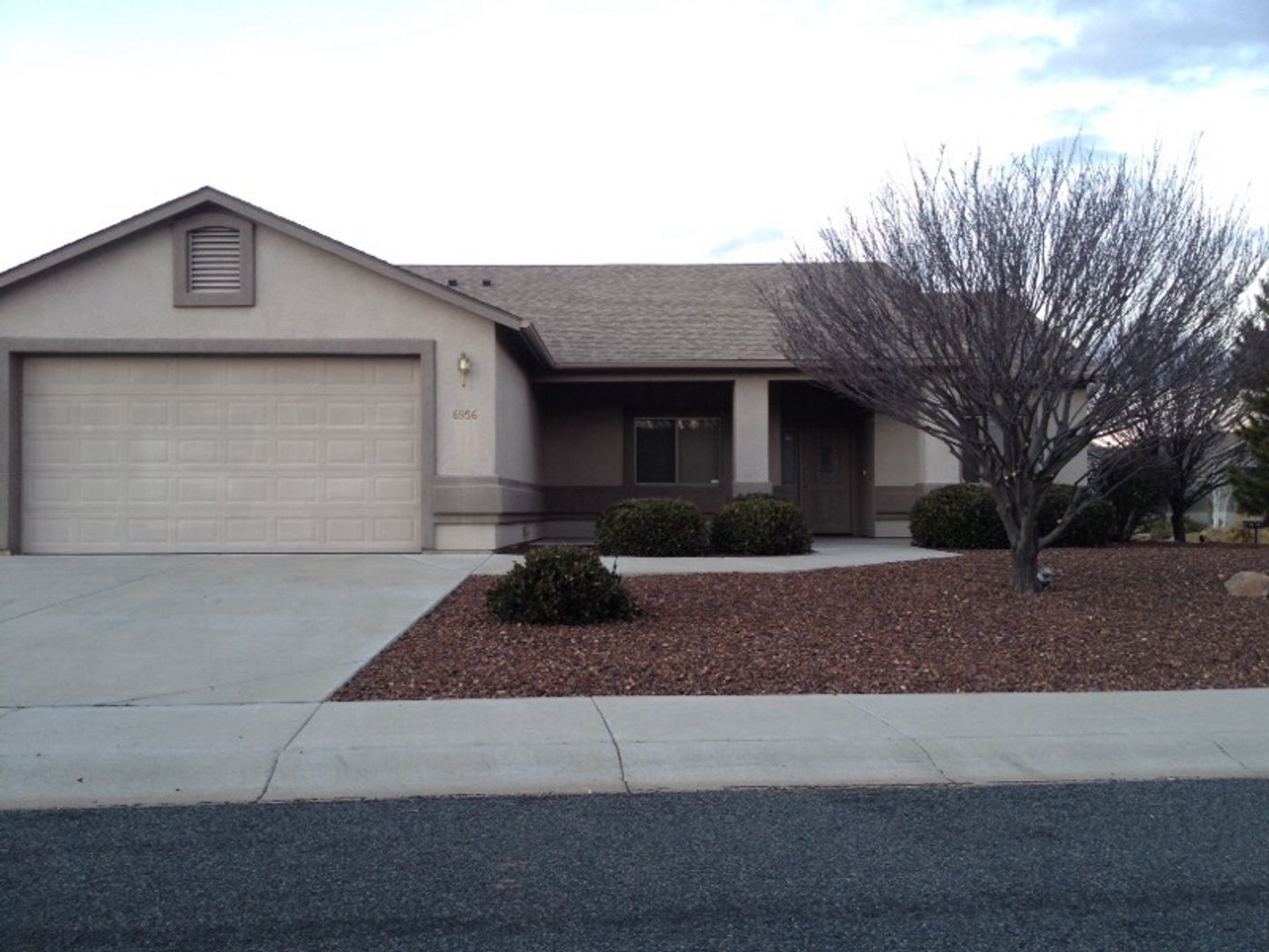 Prescott Valley House: 6956 E. Sandhurst Dr.