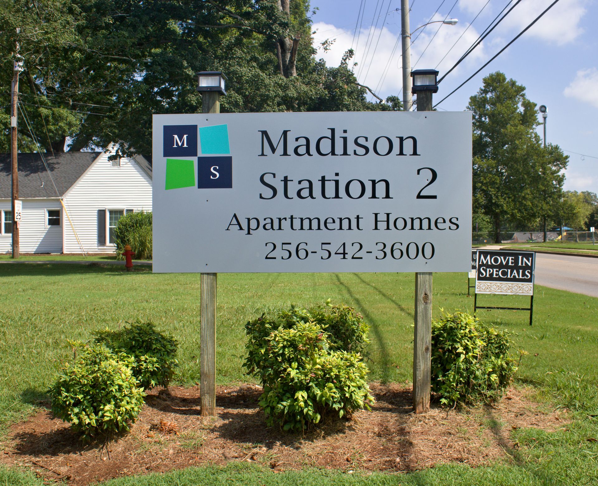 Madison Apartment: 90 High Street