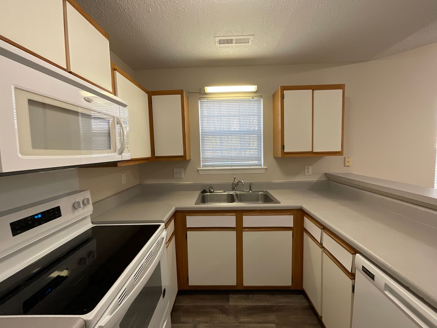 Greenville Apartment: 2707 Meridian Drive