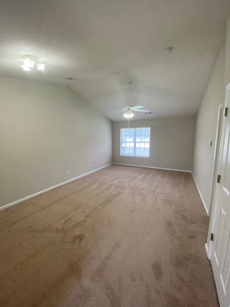 Greenville Apartment: 2707 Meridian Drive