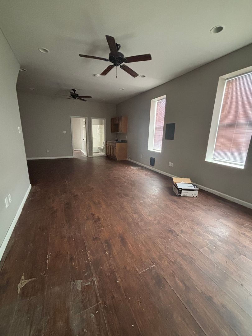 Philadelphia Apartment: 2991 Frankford Avenue