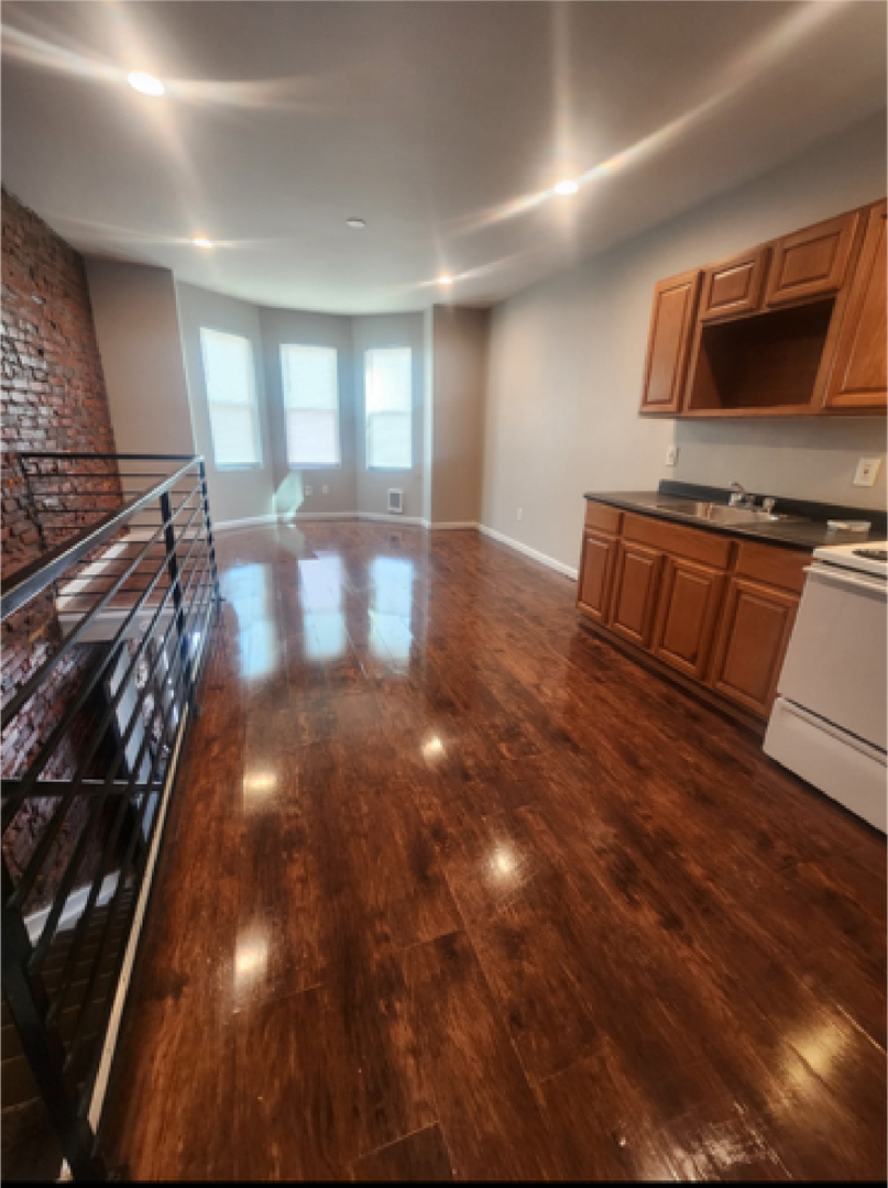 Philadelphia Apartment: 1850 Clarence Street