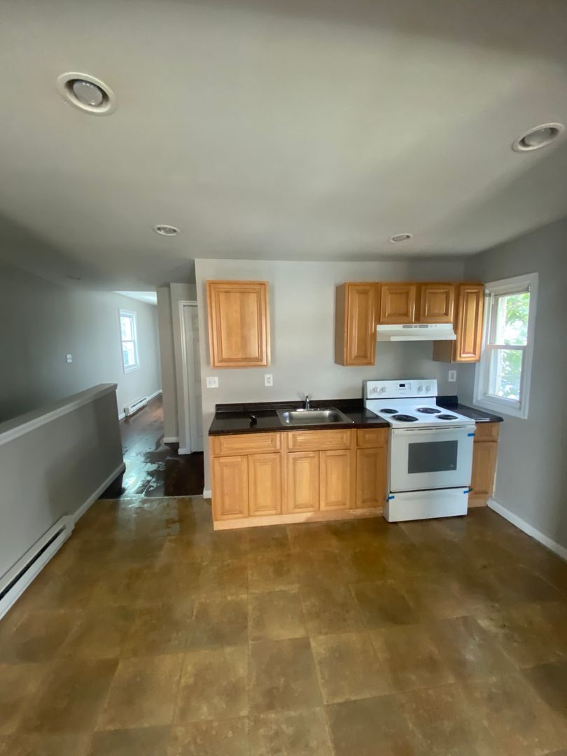 Philadelphia Apartment: 1836 E Atlantic Street