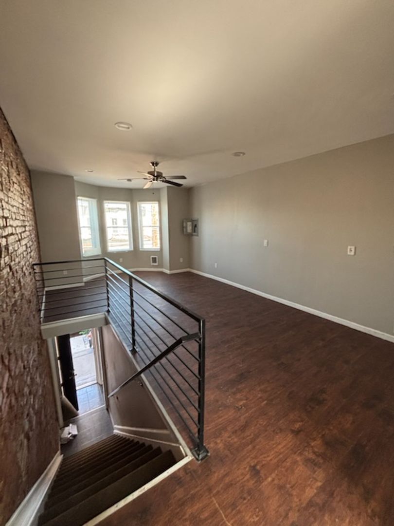 Philadelphia House: 1854 Clarence Street