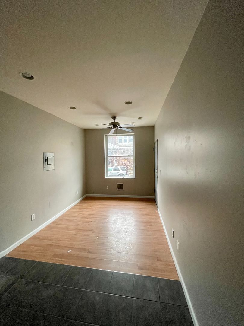 Philadelphia Apartment: 3374 Amber Street