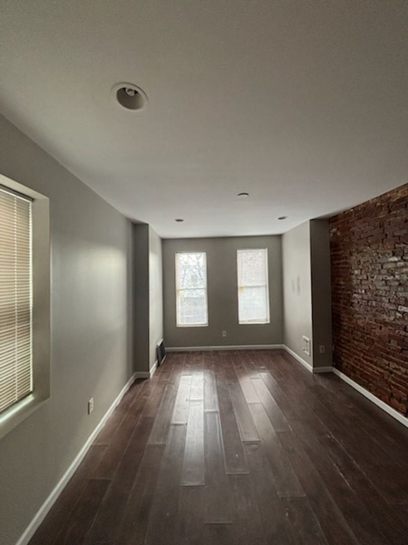 Philadelphia Apartment: 2022 E Orleans Street