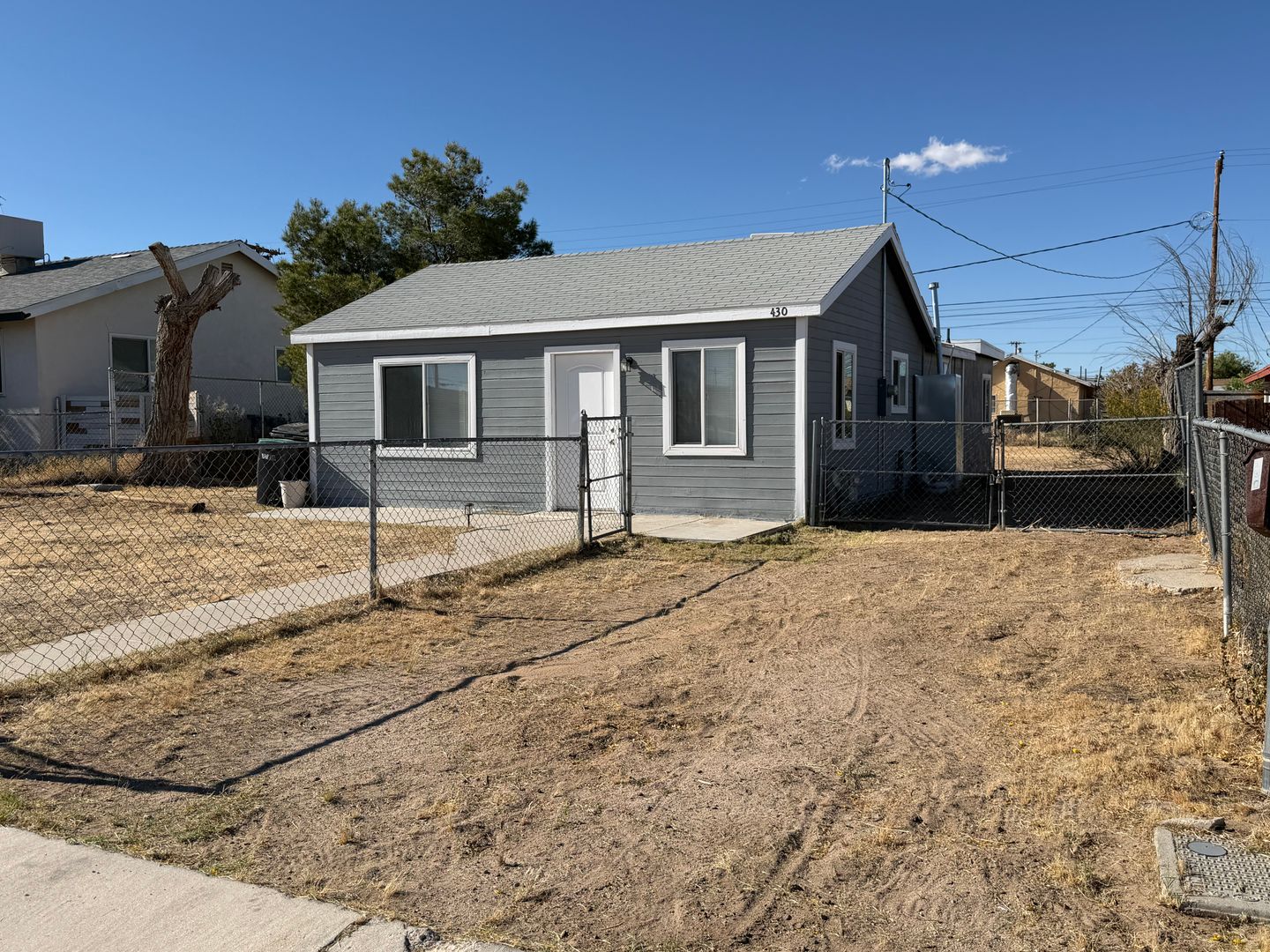 Ridgecrest House: 430 W Wilson Ave