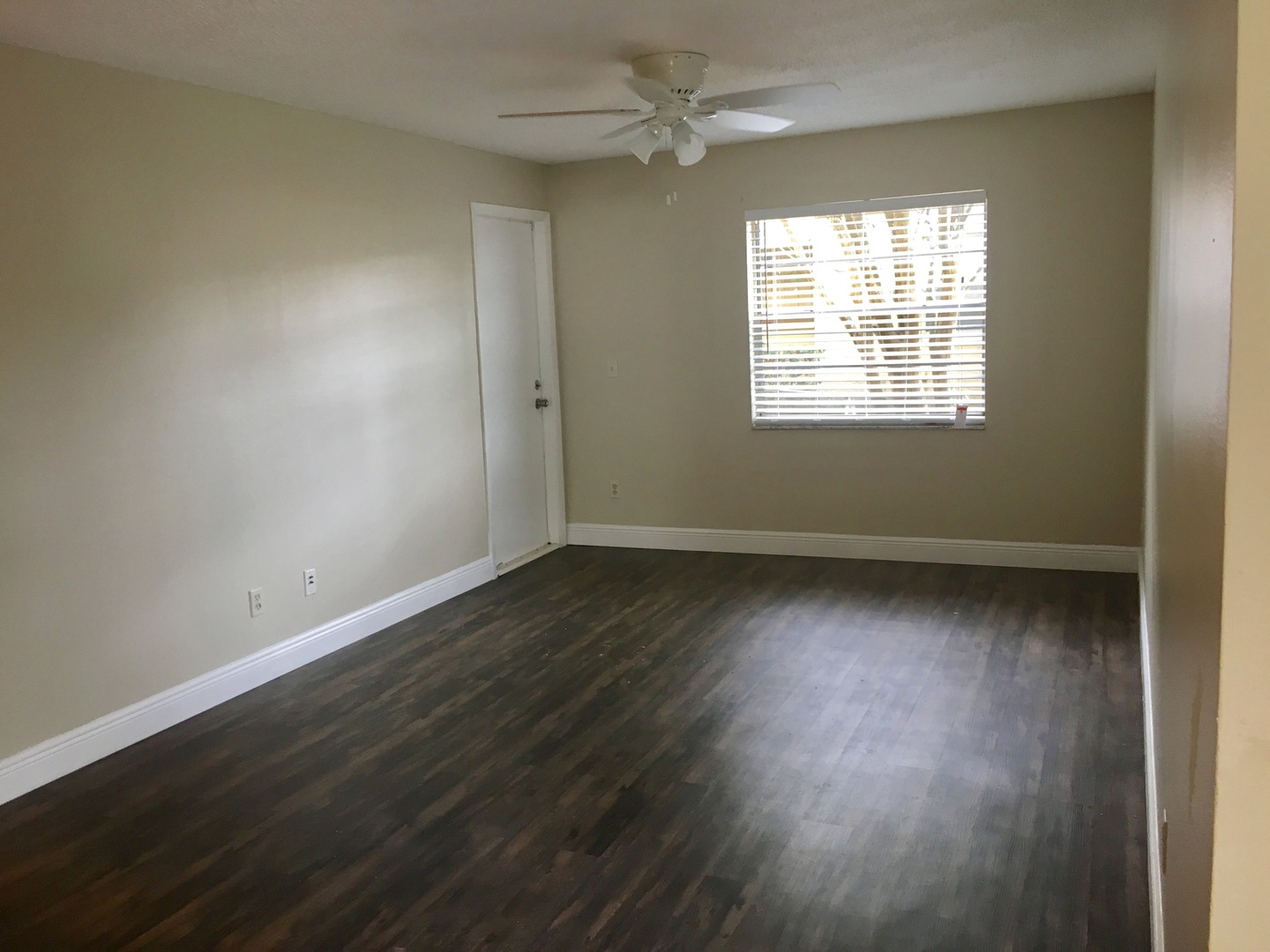 Brandon Condo: 628 Golden Raintree Place