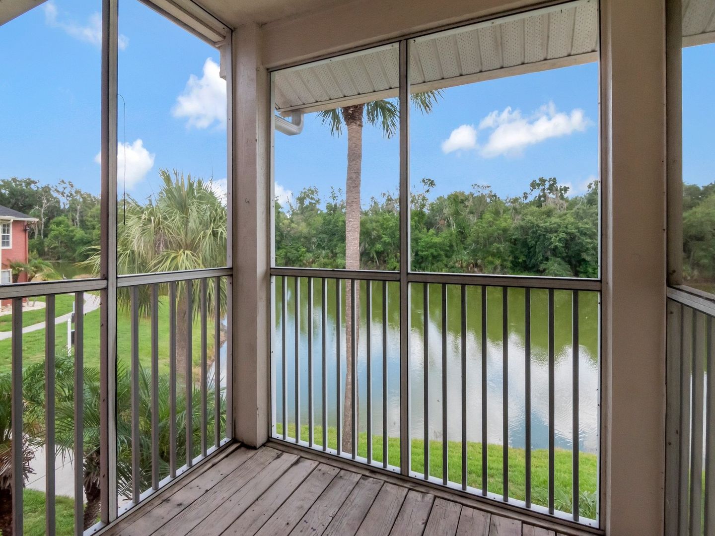 Brandon Condo: 221 Lake Brook Cir #208