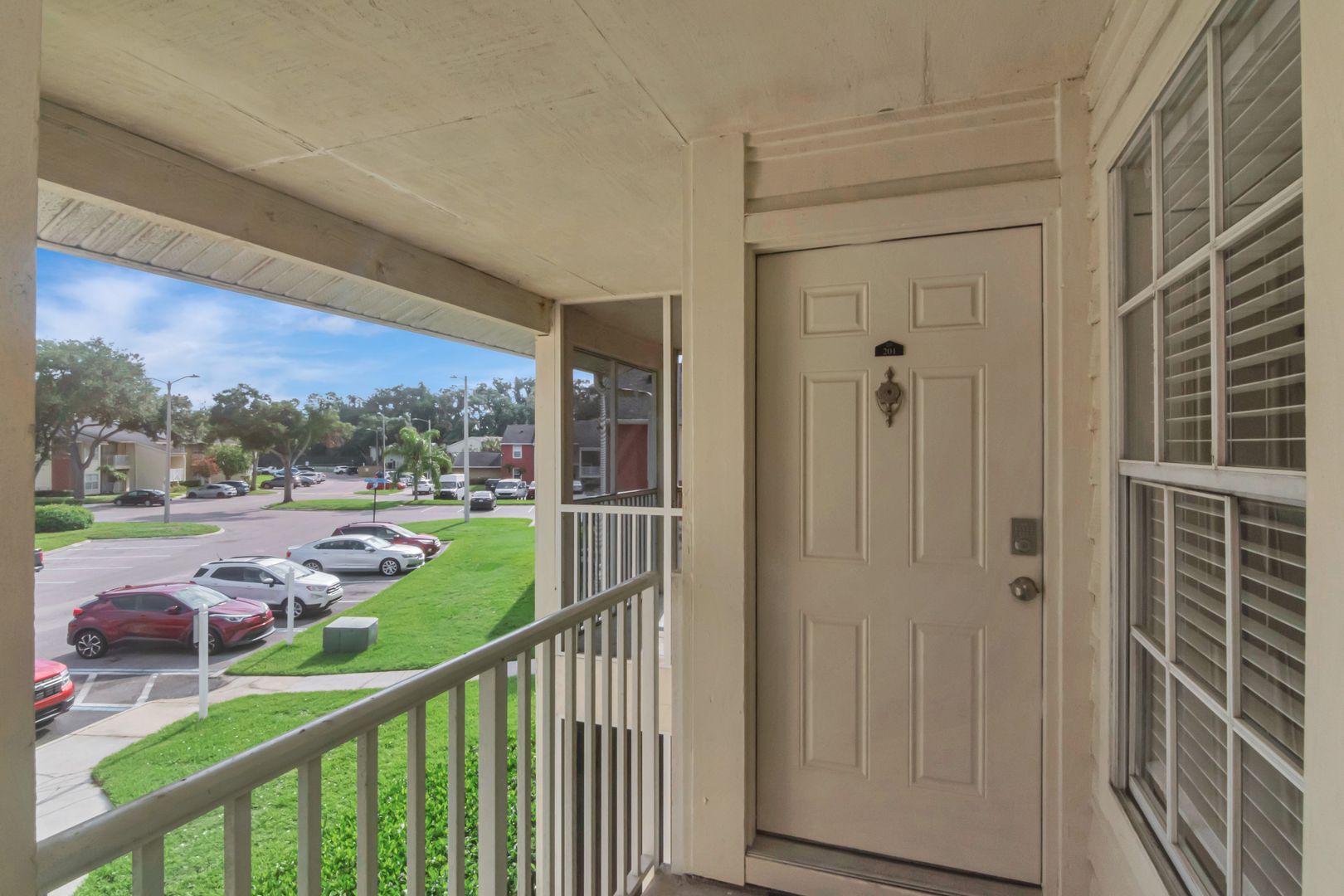 Brandon Condo: 221 Lake Brook Cir #201