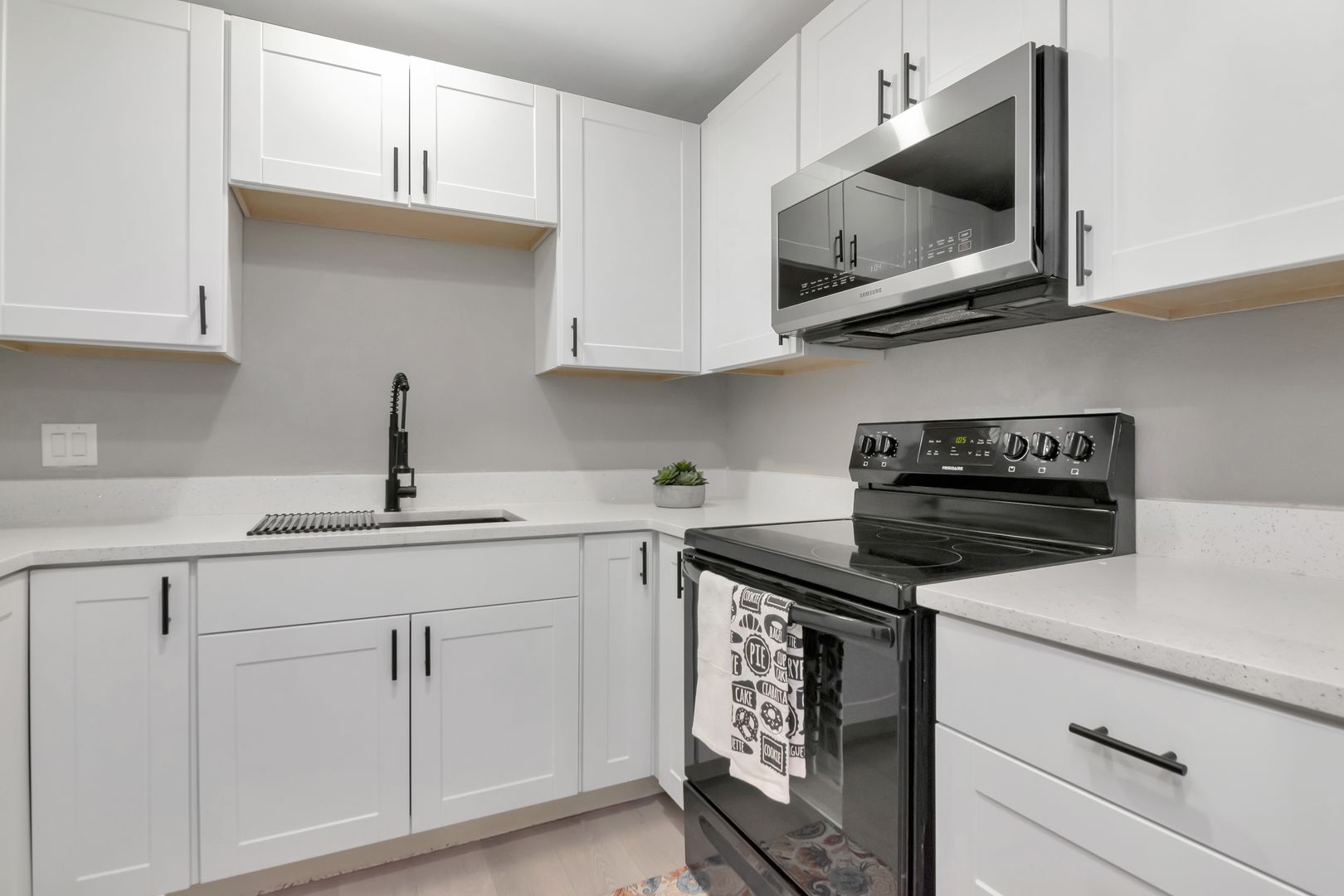 Brandon House: 1313 Eagleview Dr. #A