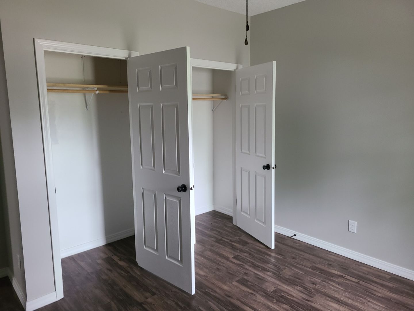 Moline House: 1827 17th Ave