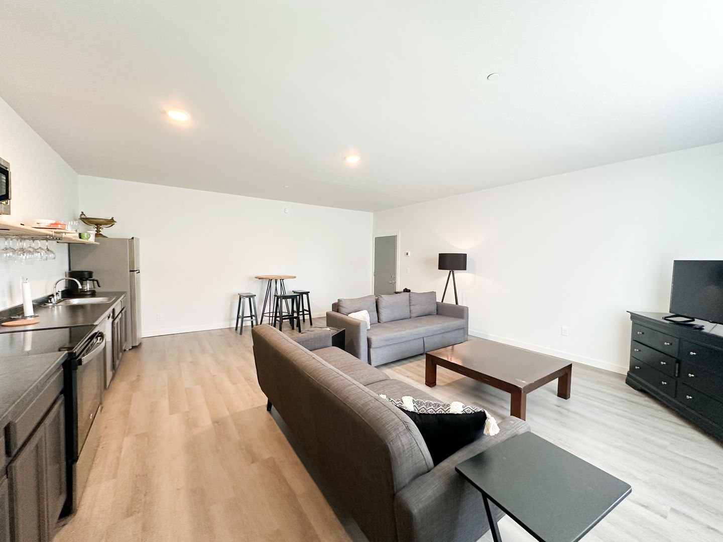 Clarksville Apartment: 518 Madison St