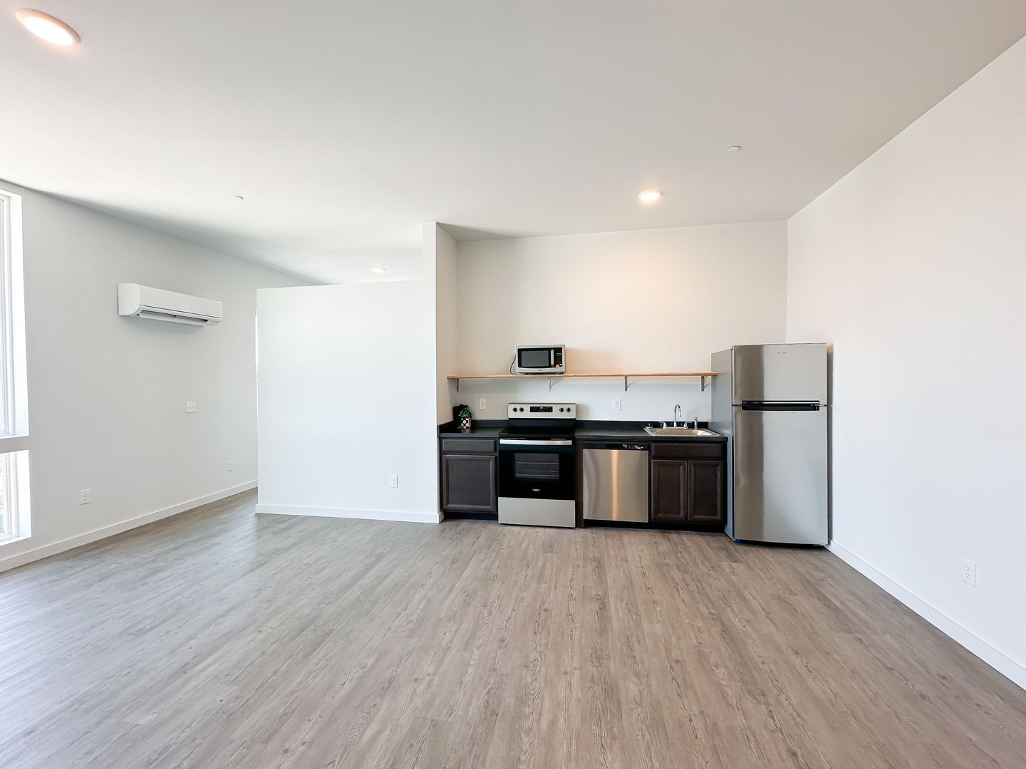 Clarksville Apartment: 518 Madison St