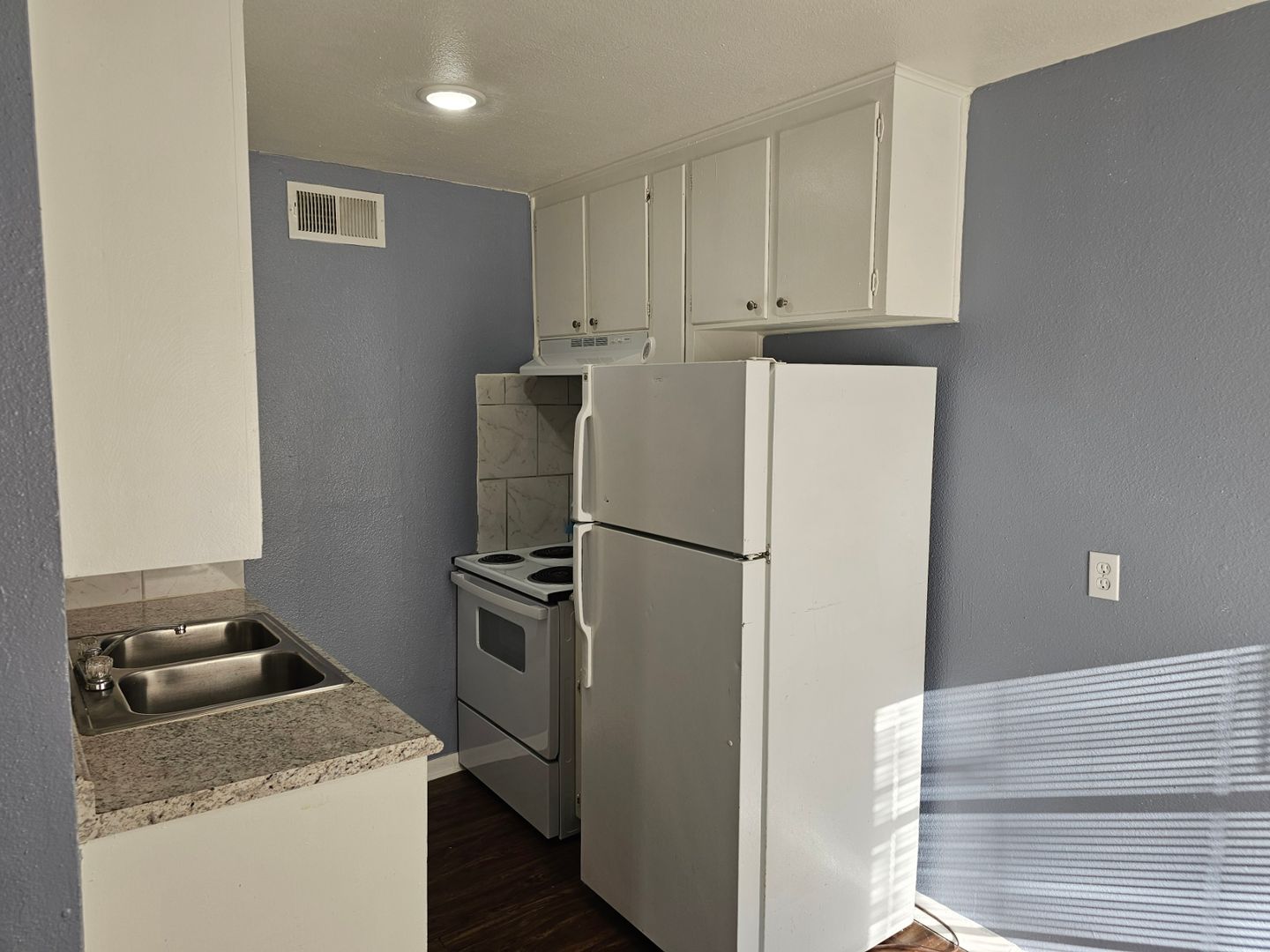 Killeen Apartment: 306 N Gilmer Street