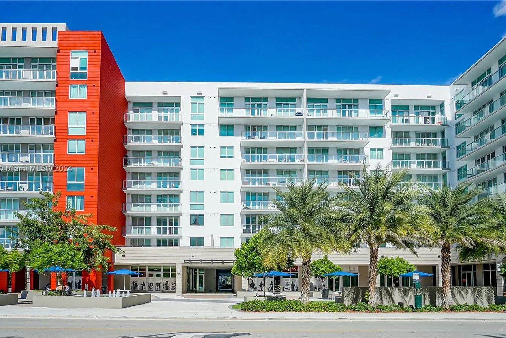 Doral Apartment: 7661 NW 107 Avenue