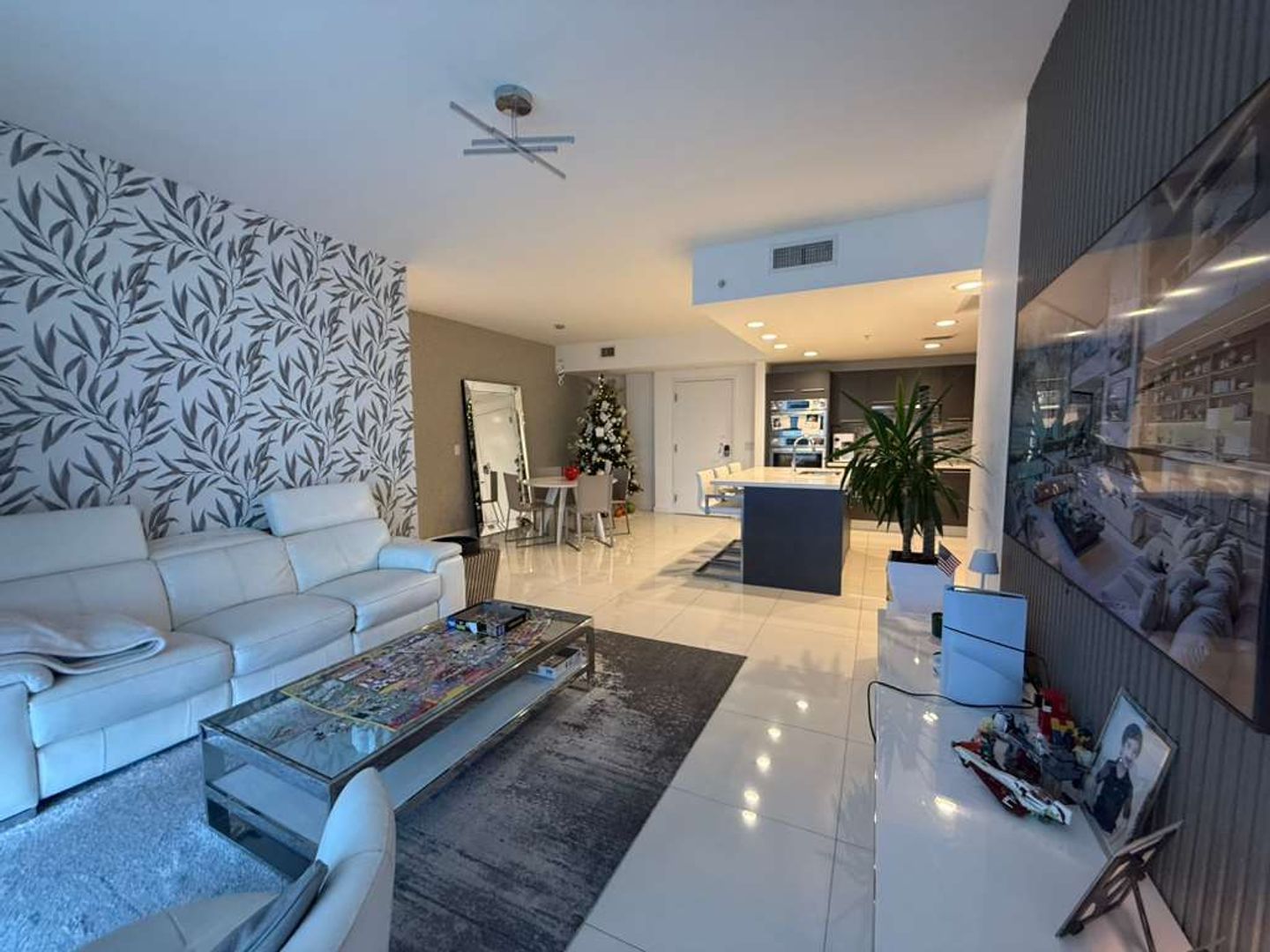 Doral Apartment: 7661 NW 107 Ave. Unit 1-503