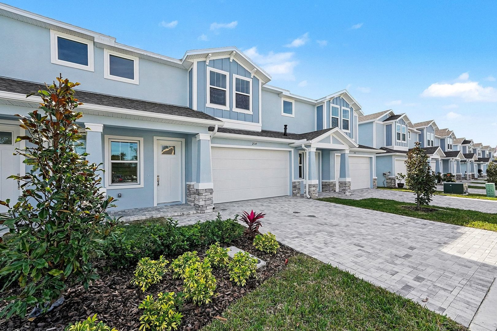 Clearwater Townhome: 2549 Mario Way
