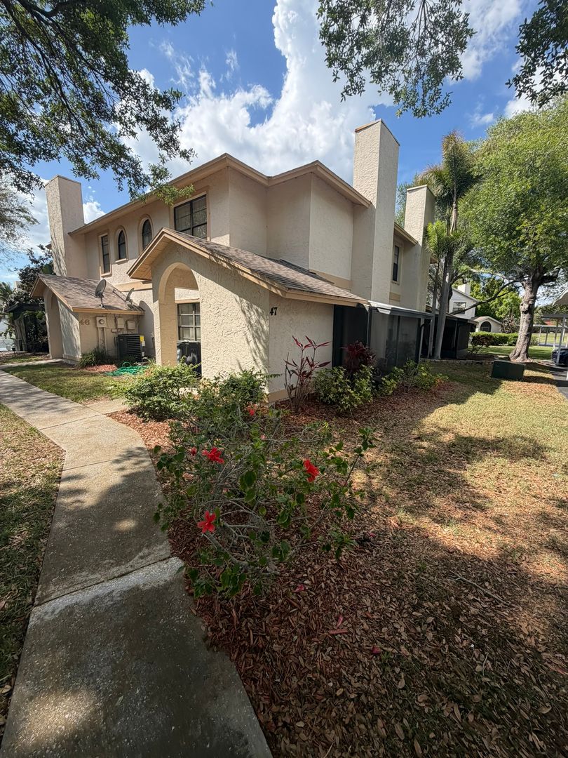 Oldsmar Townhome: 47 Emerald Bay Drive