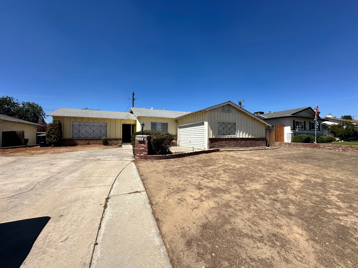 Bakersfield House: 2518 San Pablo Ave
