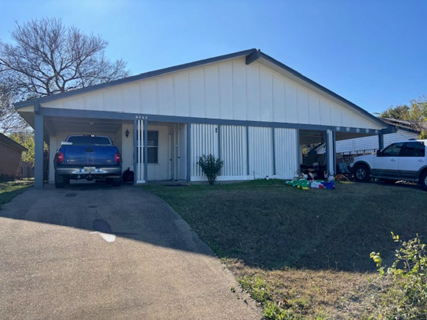 Grand Prairie House: 2425 January Lane