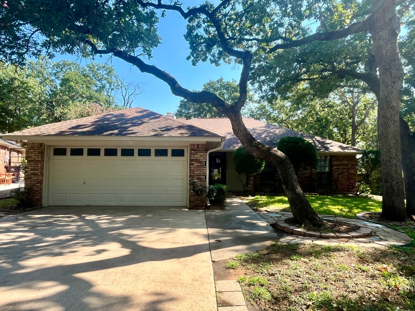 Arlington House: 3915 Wentworth Drive