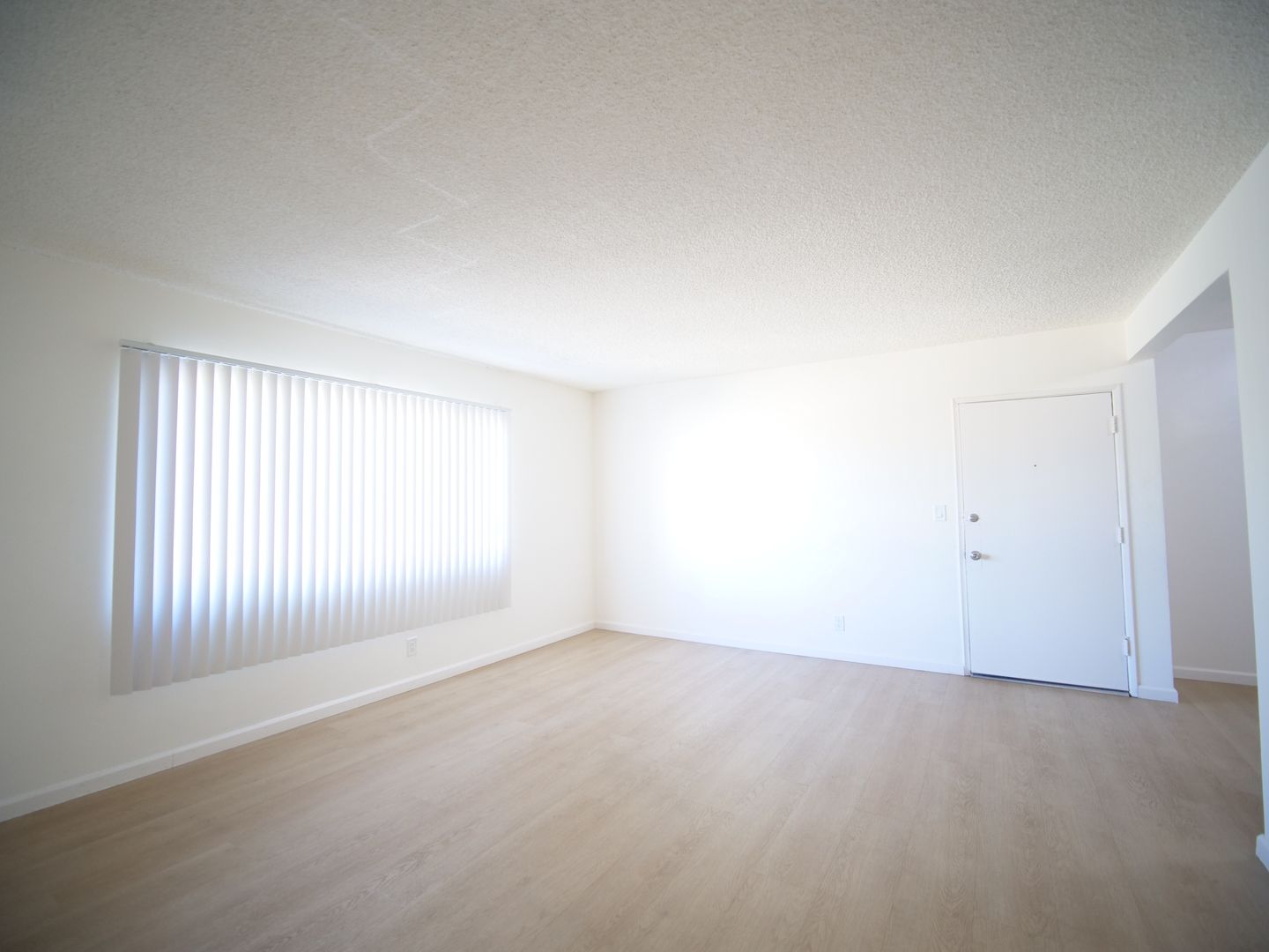 Inglewood Apartment: 837 - 839 Beach Ave