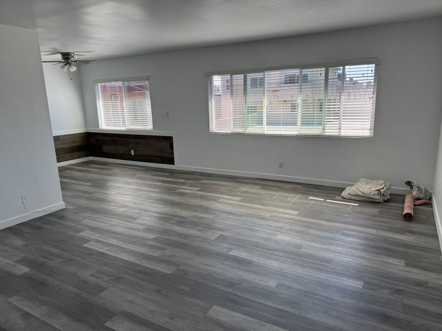 Inglewood Apartment: 811 Centinela Ave