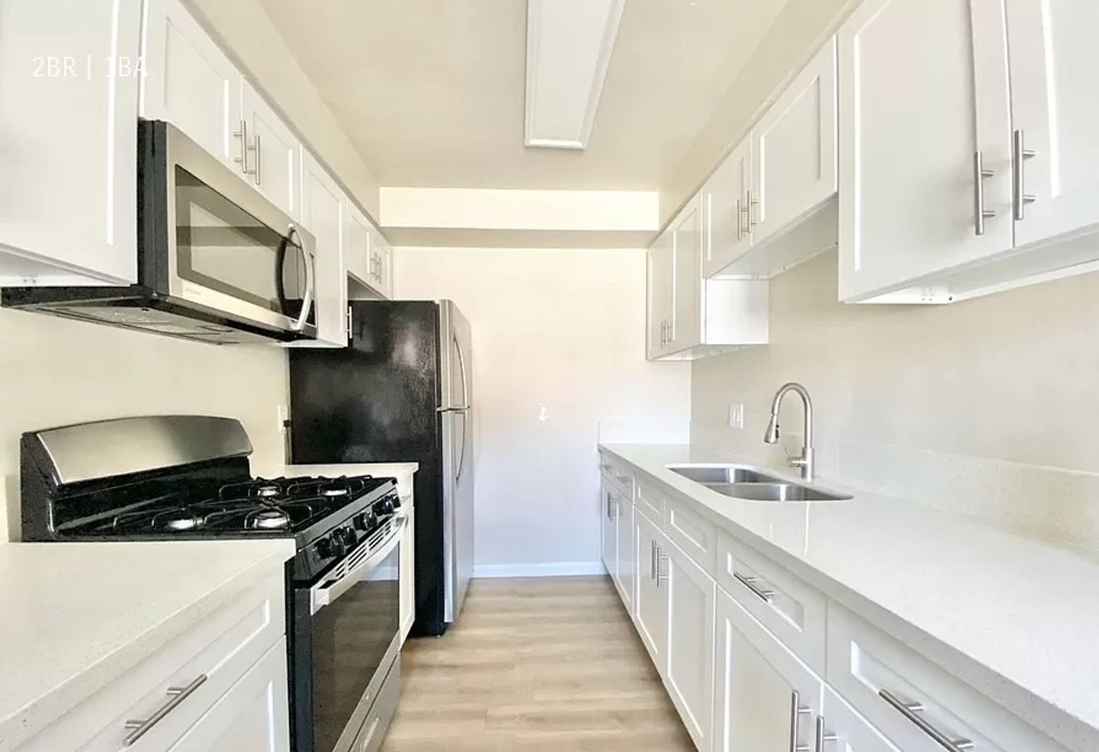 Gardena Apartment: 13801 - 13817 Van Ness Ave