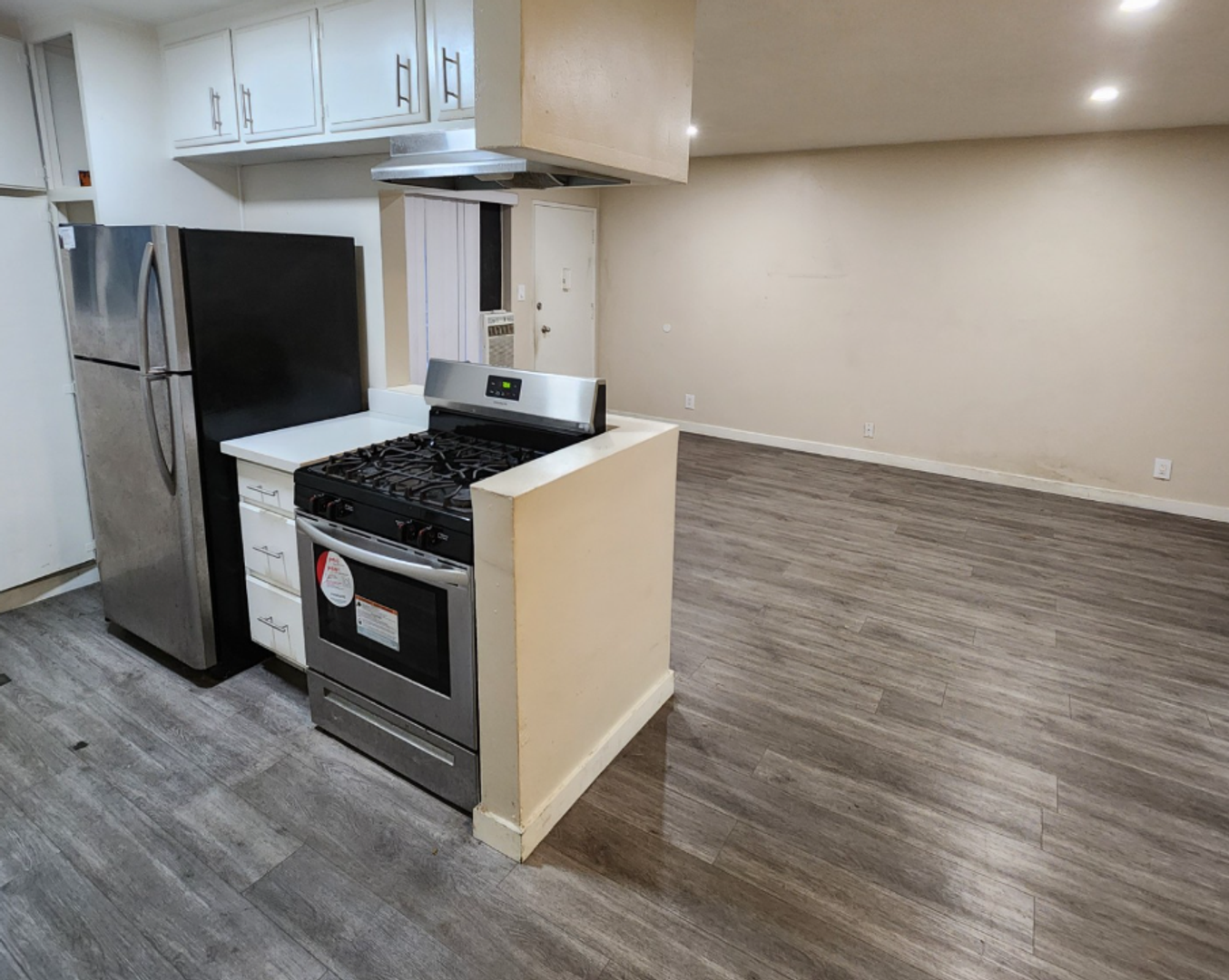 Los Angeles Apartment: 2619 - 2631 Brighton Ave