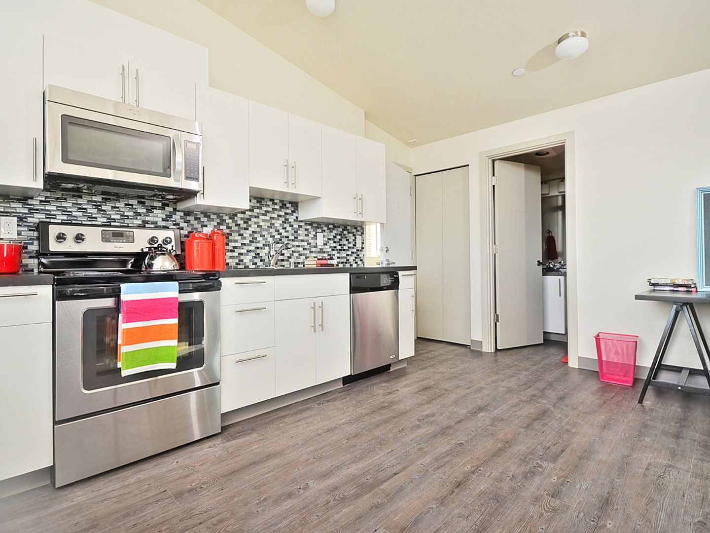 Seattle Apartment: 2131 N 113th Street