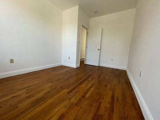 1379 Bronx River Avenue - 2F – photo 1
