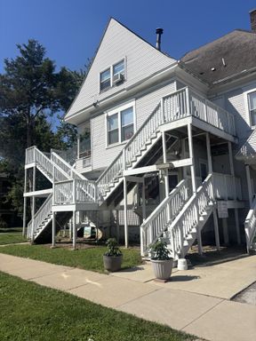 702 W green St. - 4B/1B – photo 1