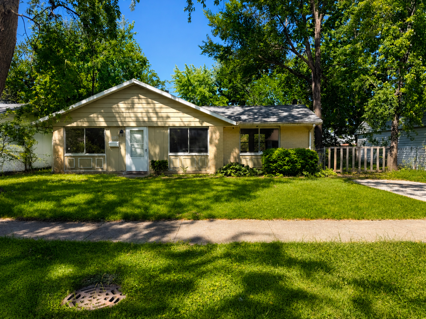 Urbana House: 1109 Austin Dr