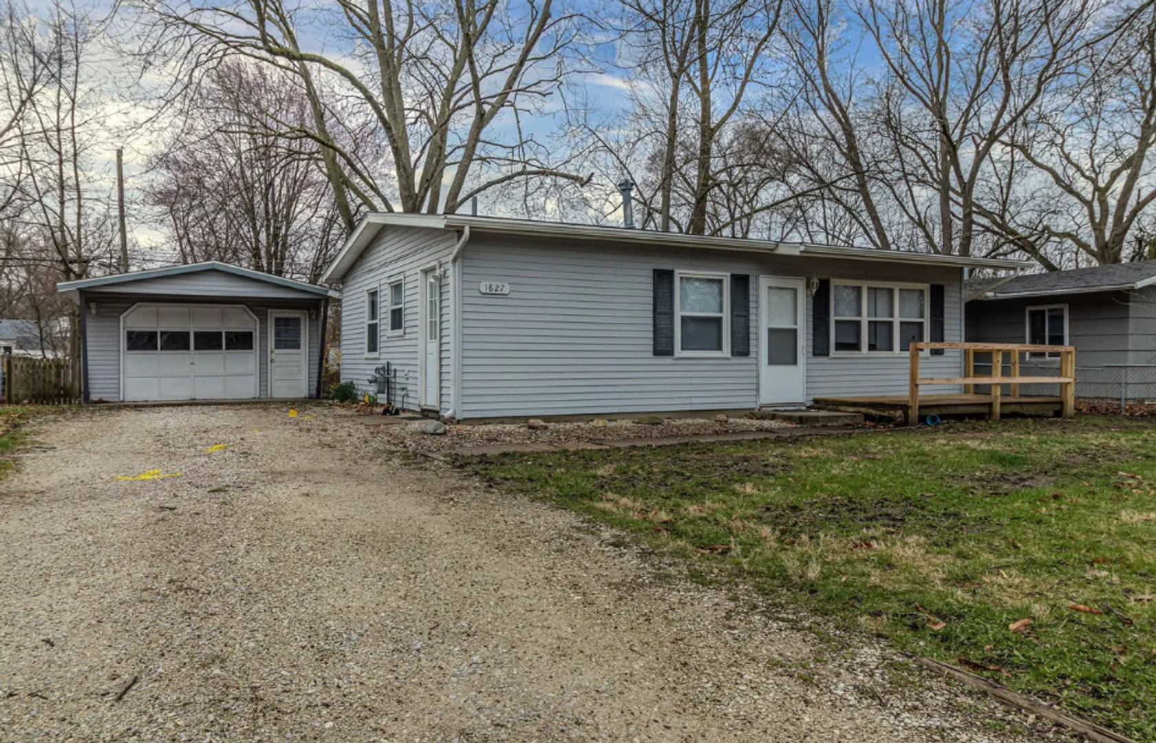 Champaign House: 1827 Parkdale Drive