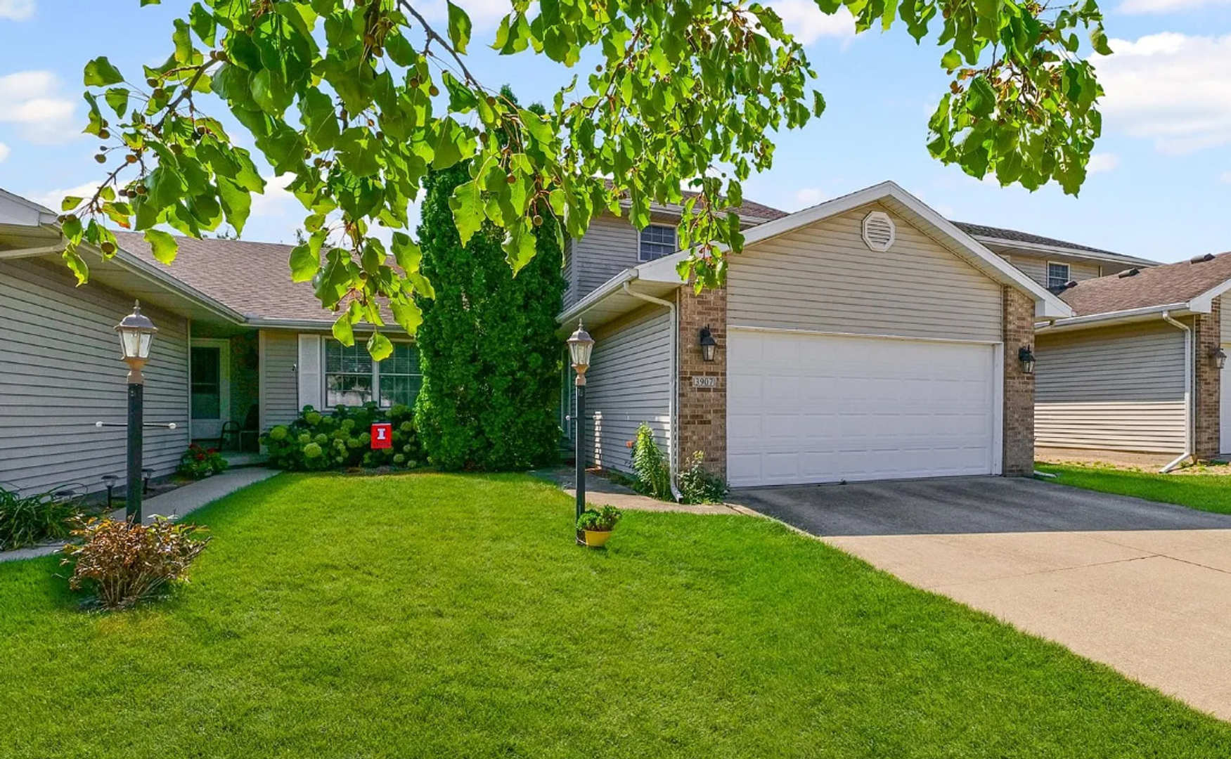 Champaign House: 3907 Aberdeen Dr