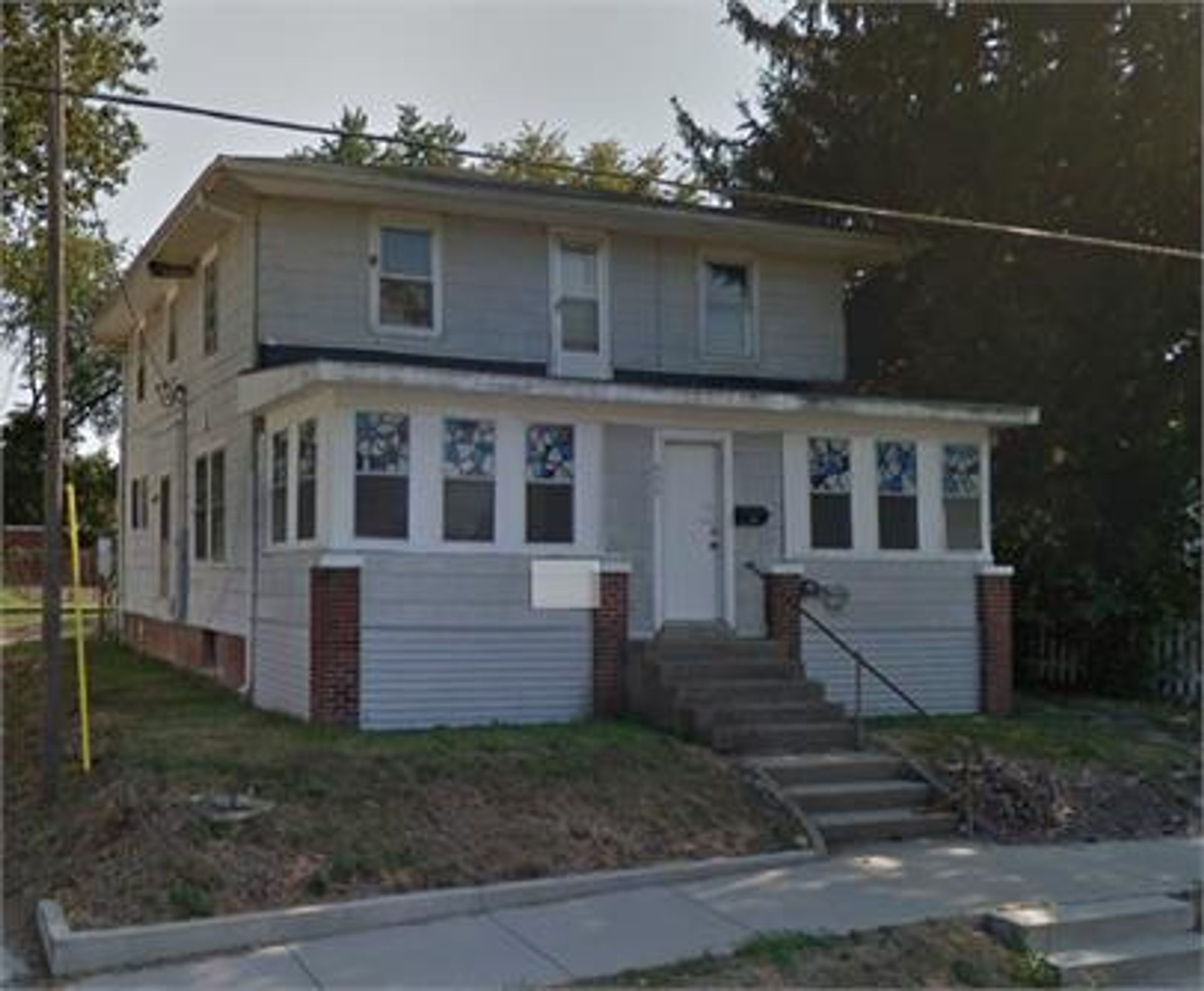 Urbana Apartment: 805 East Main Street