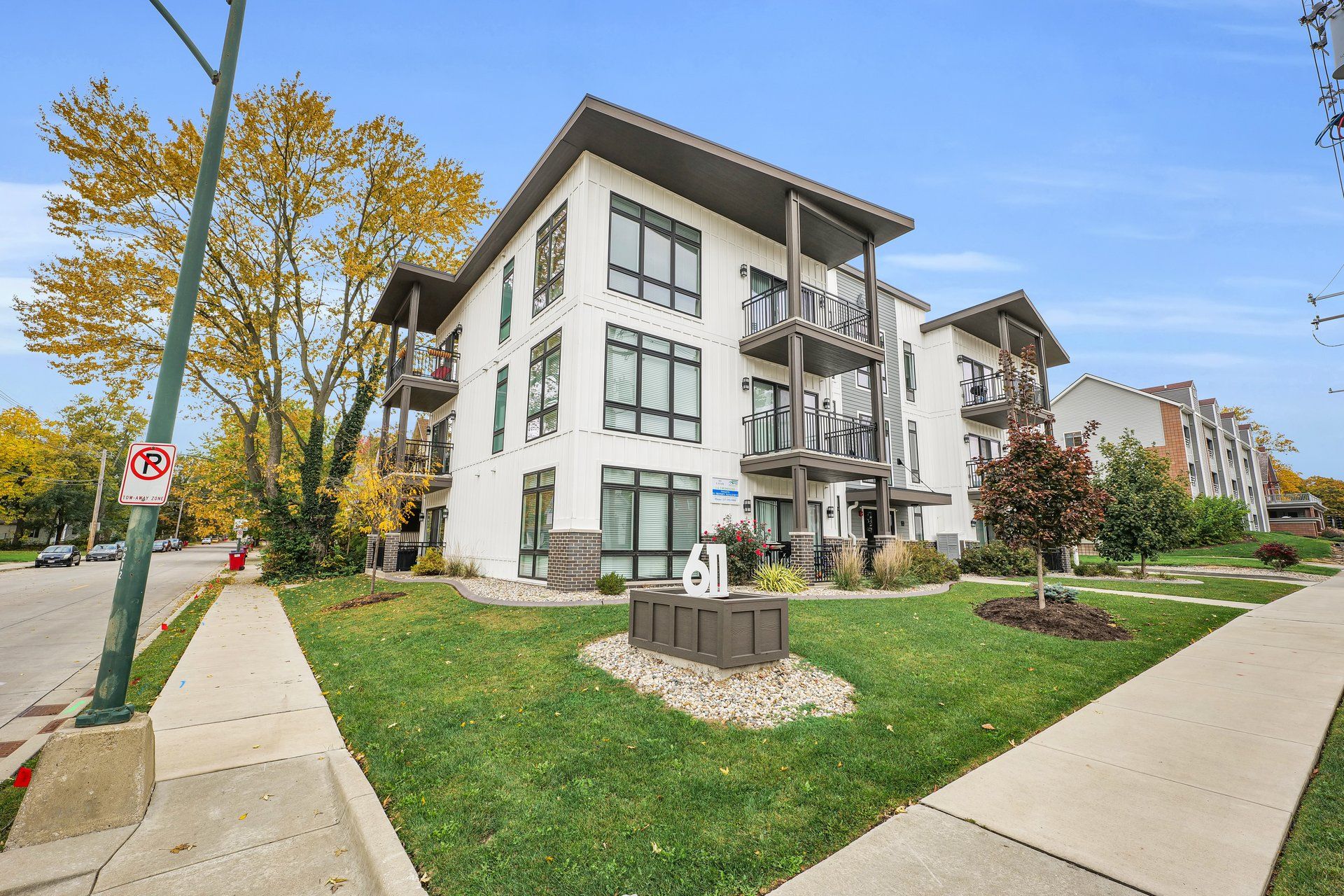 Champaign Apartment: 611 South State Street