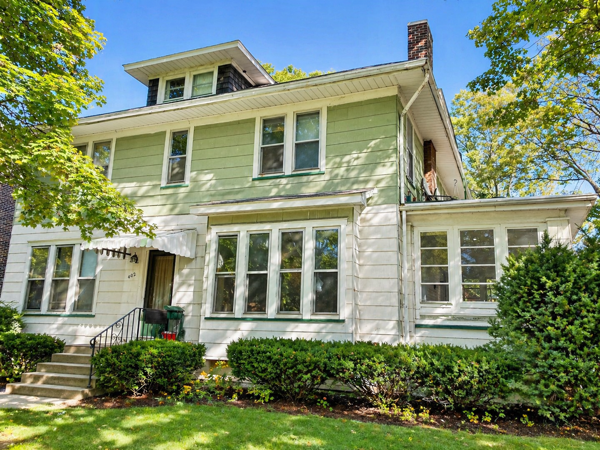 Urbana Apartment: 402 West High Street