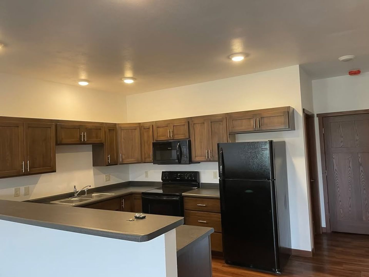 Cashton Apartment: 42-93 Katie Lane