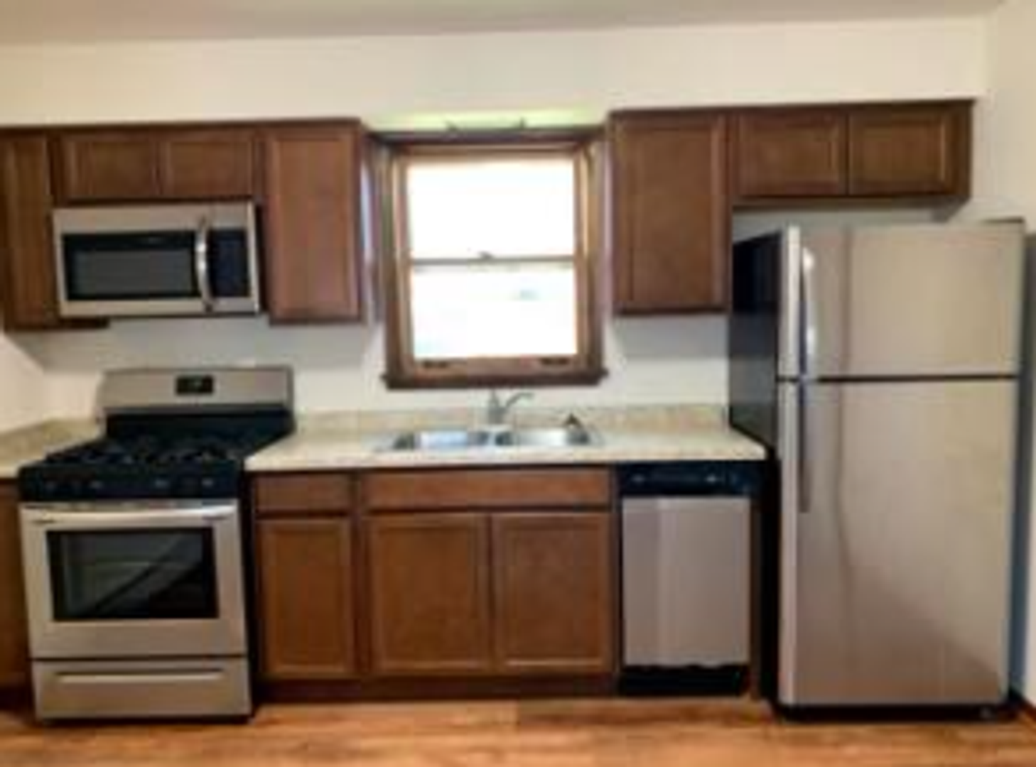 Joliet Apartment: 608 Kungs Way