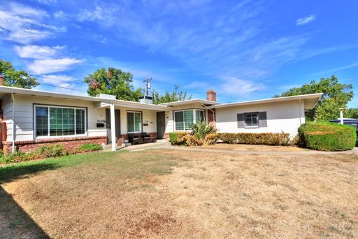 Nice 2 bed Duplex Coming Available Now! – photo 1