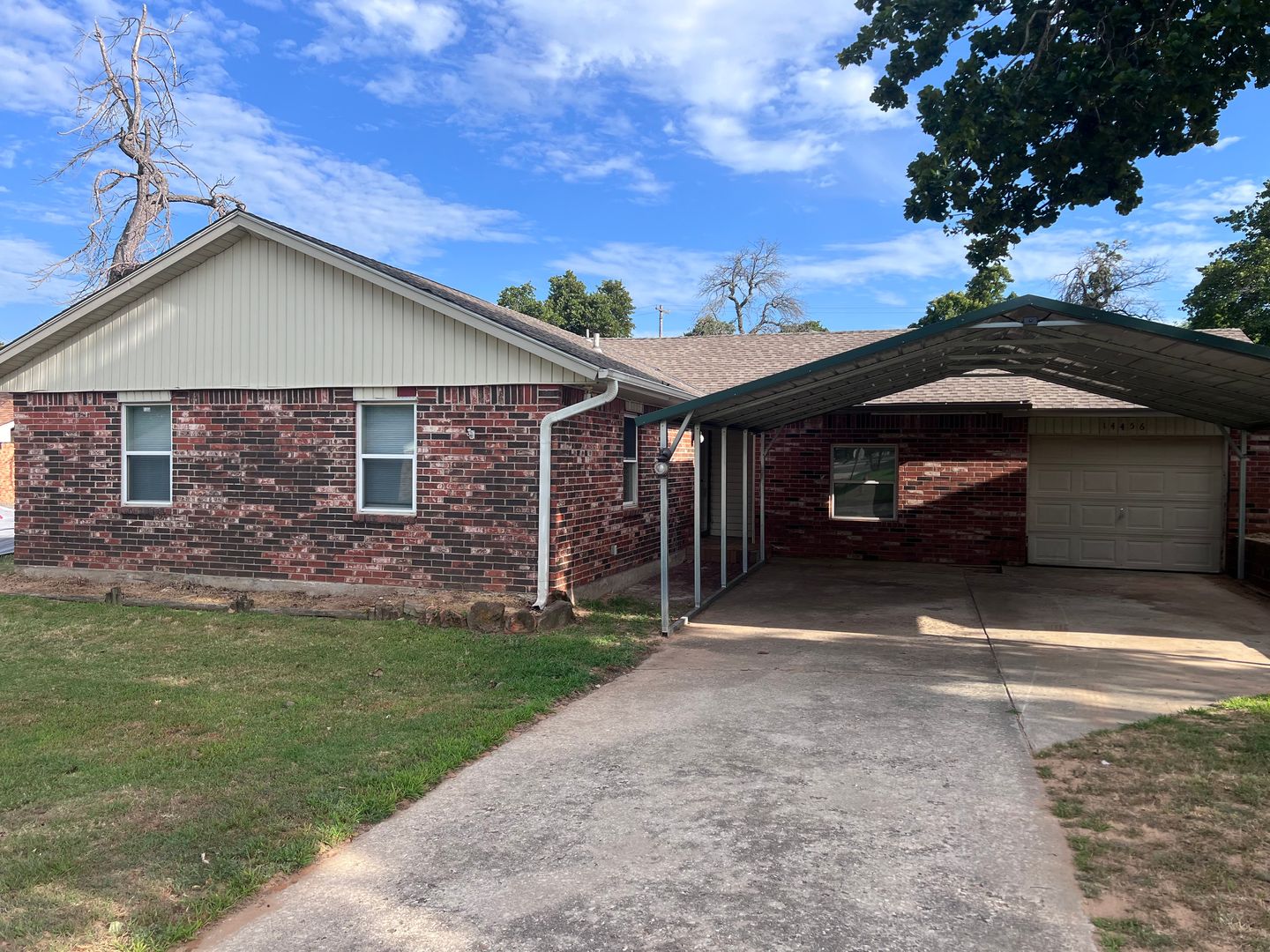 Choctaw House: 14456 NE 4th