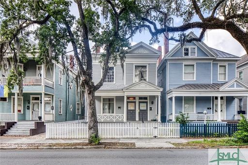 3 BED | 1 BATH | BACK PORCH | DOWNTOWN – photo 1
