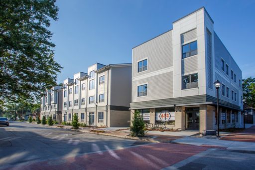 1 BED | 1 BATH | PATIO | MIDTOWN – photo 1